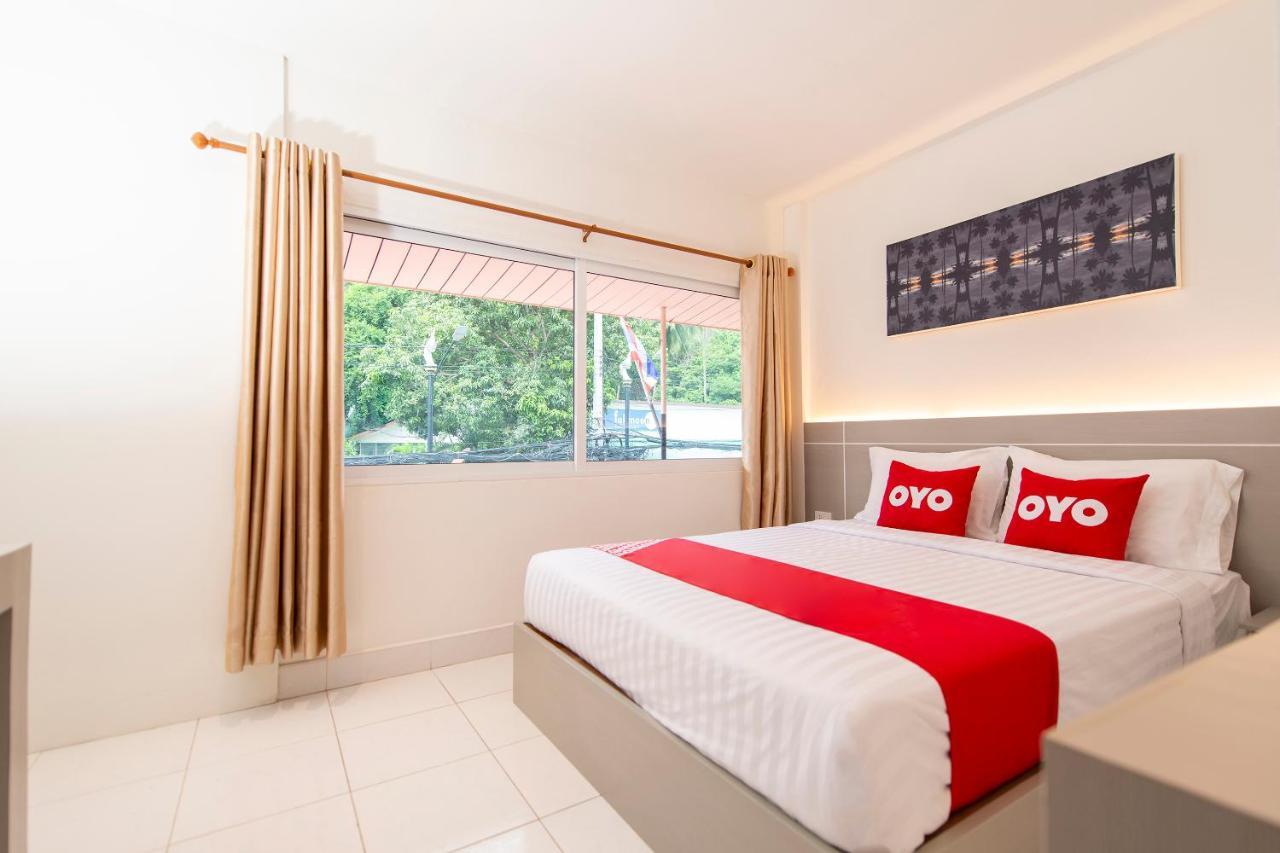 โอโย 328 โอเนียนเฮาส์ Hotel หาดกะตะ ภายนอก รูปภาพ