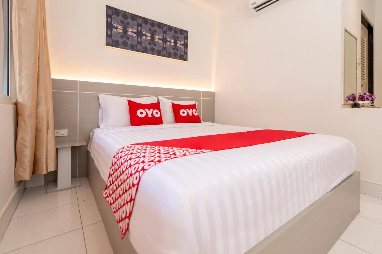 โอโย 328 โอเนียนเฮาส์ Hotel หาดกะตะ ภายนอก รูปภาพ